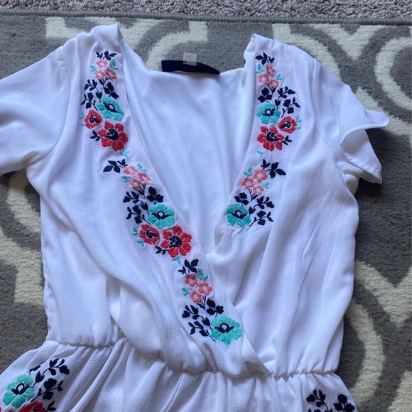 Floral romper - Picture 2 of 3